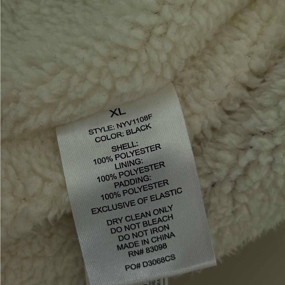 Ci Sono Black Fleece lined Puffer Vest - Picture 5 of 5